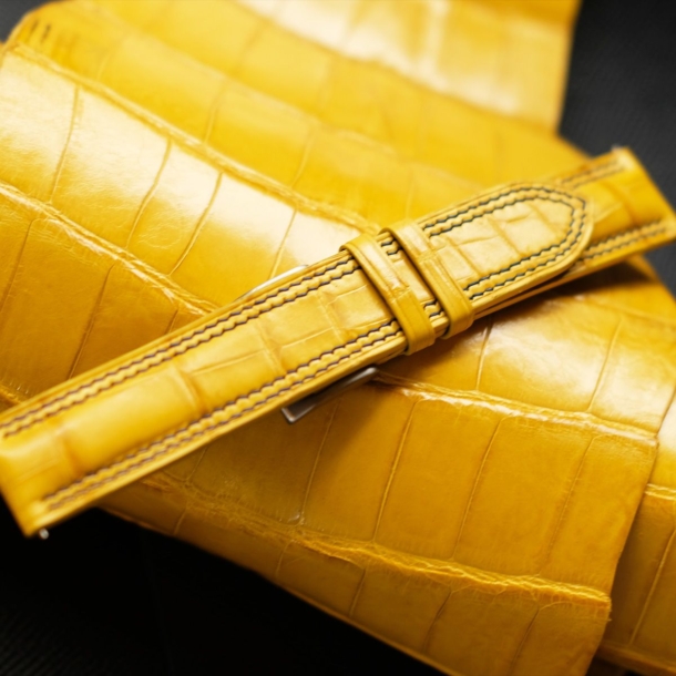 Yellow Alligator navy lining classic double stitching navy
