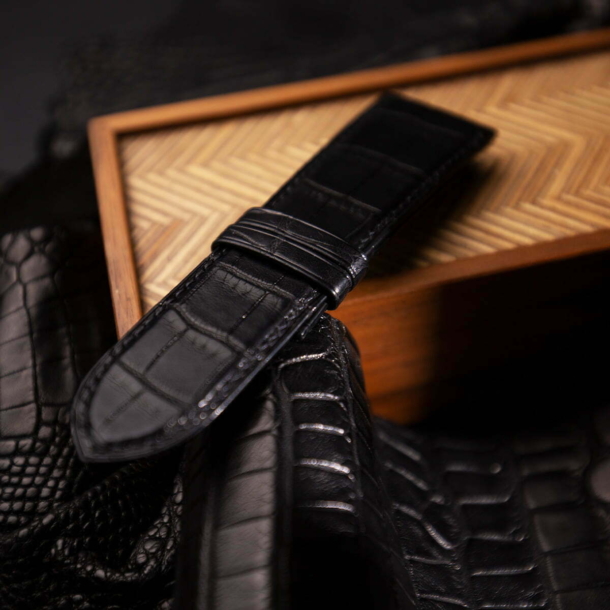 Curved End Black Alligator Folded Edge Lining Alligator Leather Watch Strap - Image 4