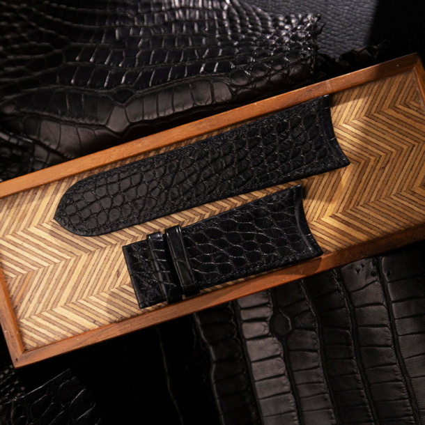 Curved End Black Alligator Folded Edge Lining Alligator Leather Watch Strap