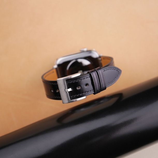 Black Shell Cordovan Leather Apple Watch Band - Image 2