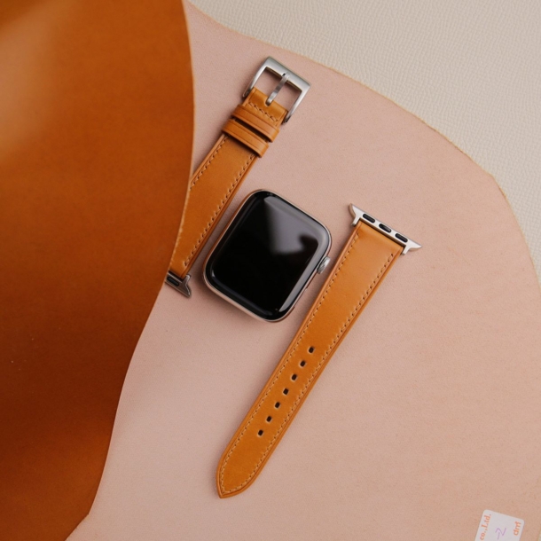 Cognac Shell Cordovan Leather Apple Watch Band - Image 3