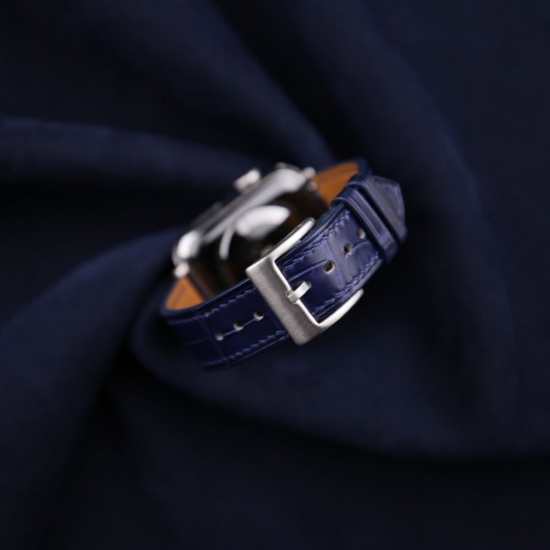 Dark Blue Alligator Leather Apple Watch Band 2 Dark Blue Alligator Leather Apple Watch Band - Image 2