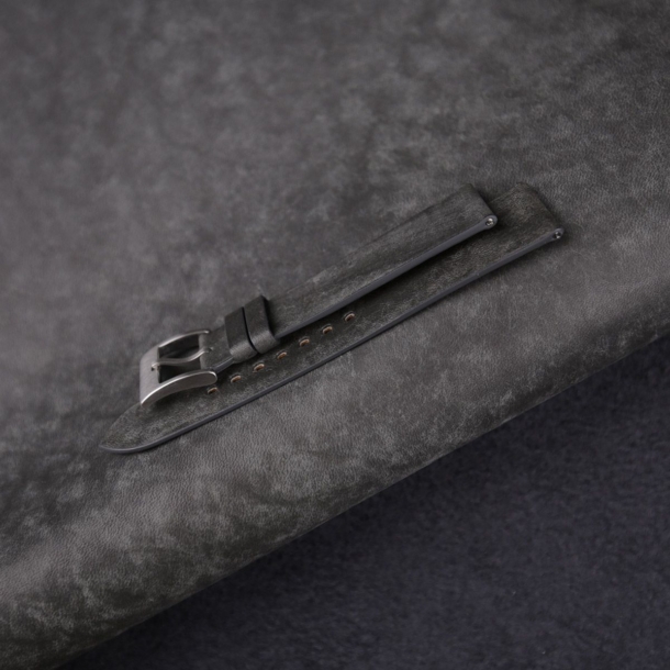 Vintage Black Maya Vegetable Tanned Calfskin Leather Slim Watch Strap