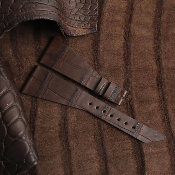 Asymmetric Chocolate Alligator leather watch strap - Image 4