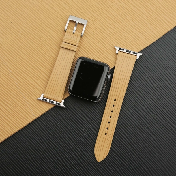 Beige Calfskin Apple watch band – Waves Texture