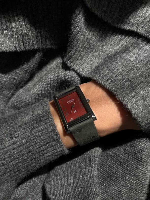 dark-grey-ostrich-leather-watch-strap