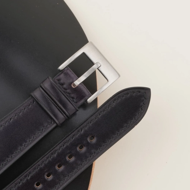 Black Shell Cordovan Leather Fixed Bars Watch Strap - Image 4
