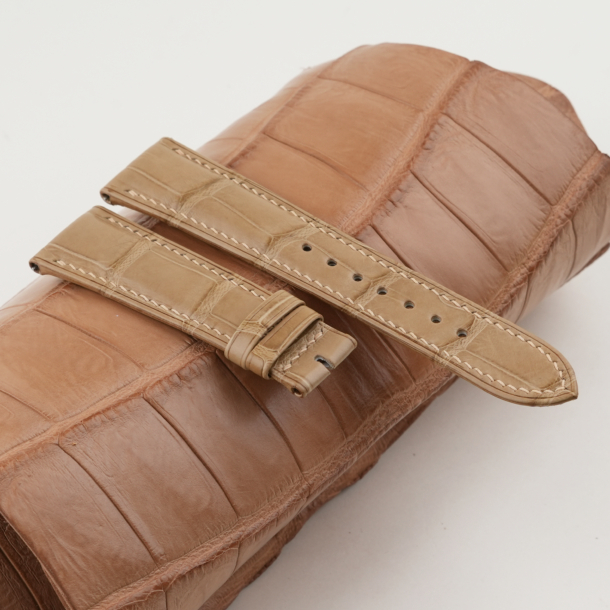 Beige Alligator Leather Curved End Folded Edges Watch Strap