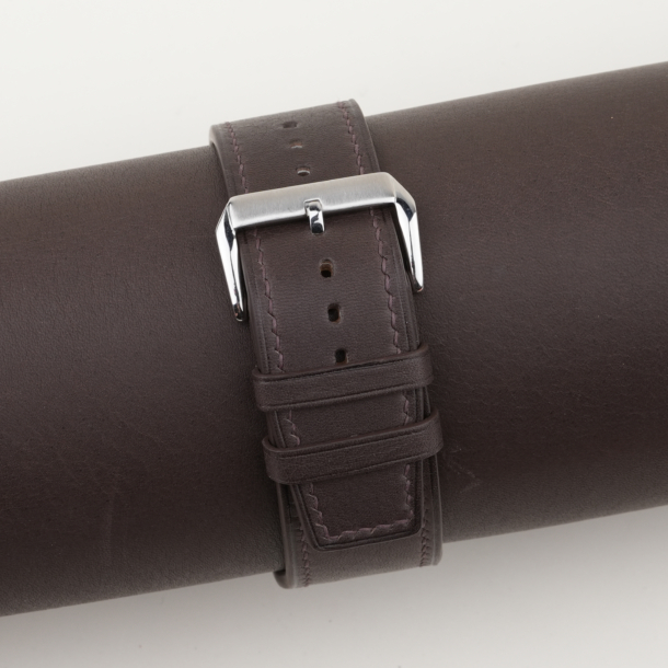 Dark Brown Smooth Calf Leather Apple Watch Band Pilot Shape
