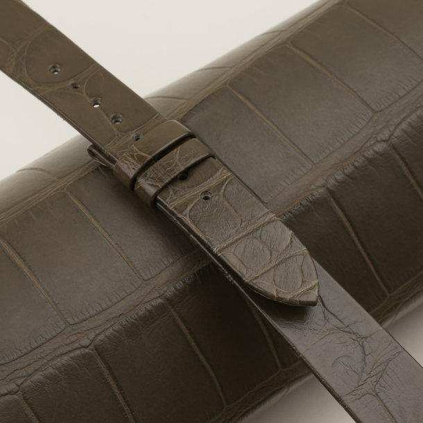 Olive Alligator Lining Sand Alran Cherve Leather Folded Edges Watch Strap