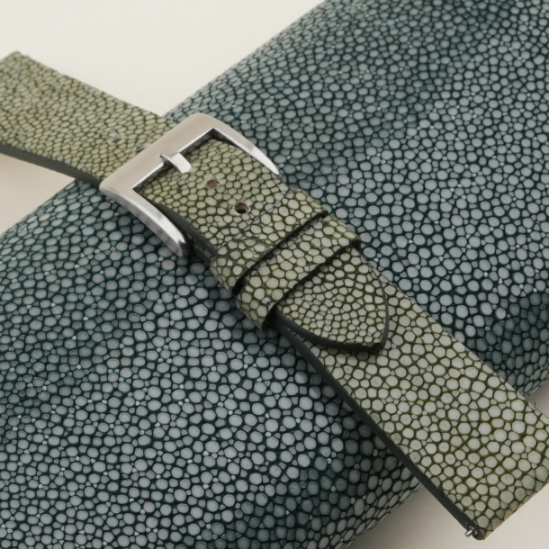 Vintage Olive Stingray Lining Pearl White Epsom Leather Watch Strap 6 Vintage Moss Stingray Lining Pearl White Epsom Leather Watch Strap