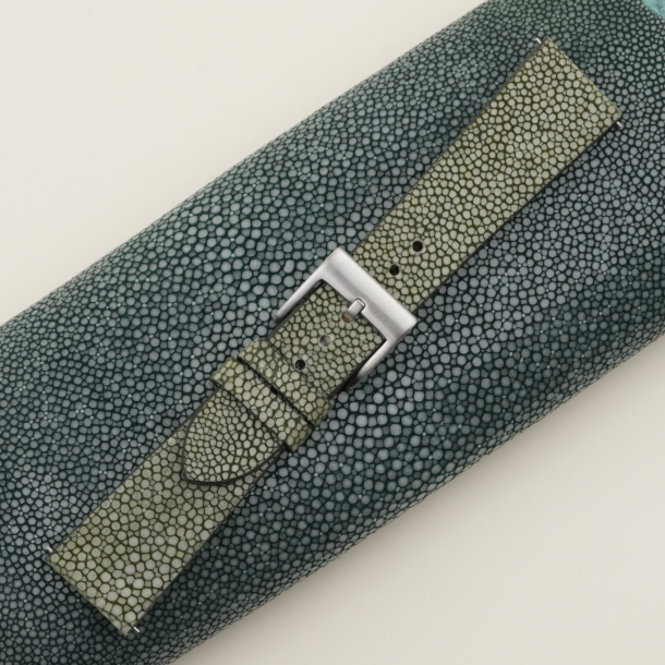 Vintage Olive Stingray Lining Pearl White Epsom Leather Watch Strap 7 Vintage Moss Stingray Lining Pearl White Epsom Leather Watch Strap