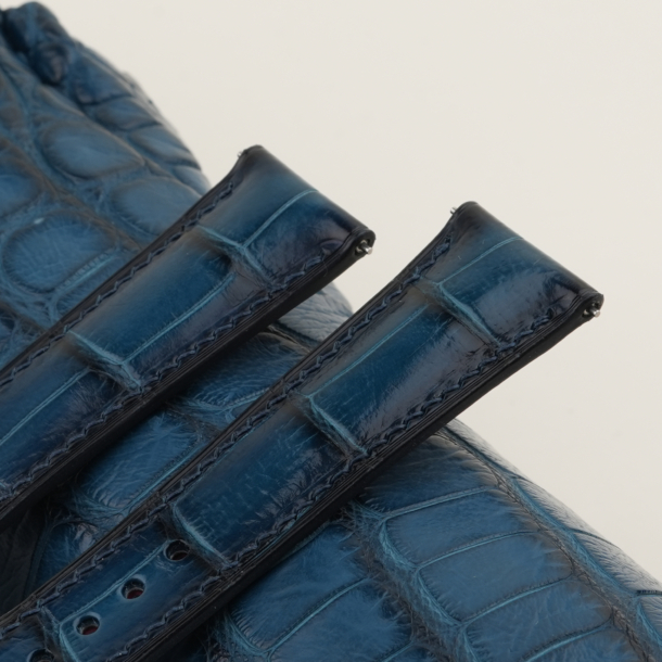 Patina Blue Alligator Leather Lining Bordeaux Alligator Watch Strap
