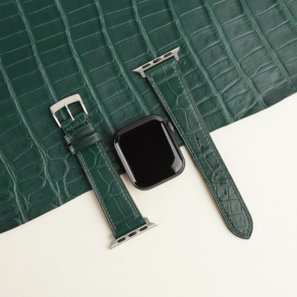 Emerald Green Alligator Leather Apple Watch Band