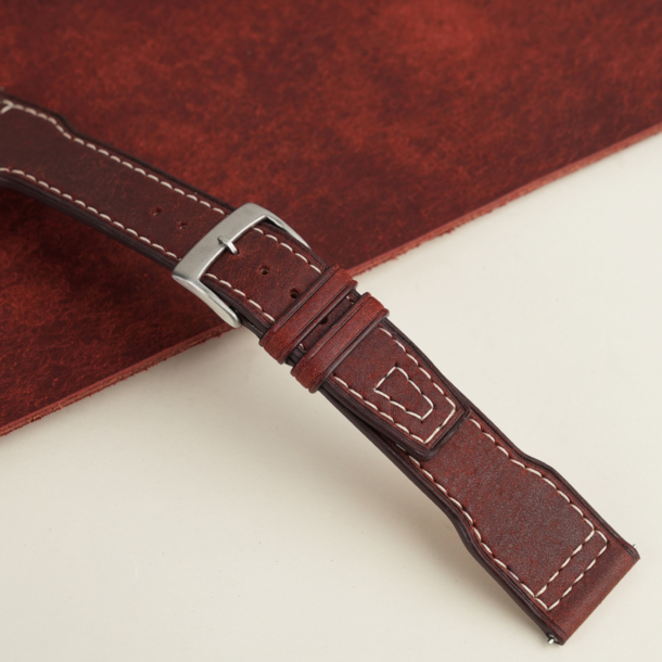 Pilot Burgundy Pueblo Leather Watch Strap