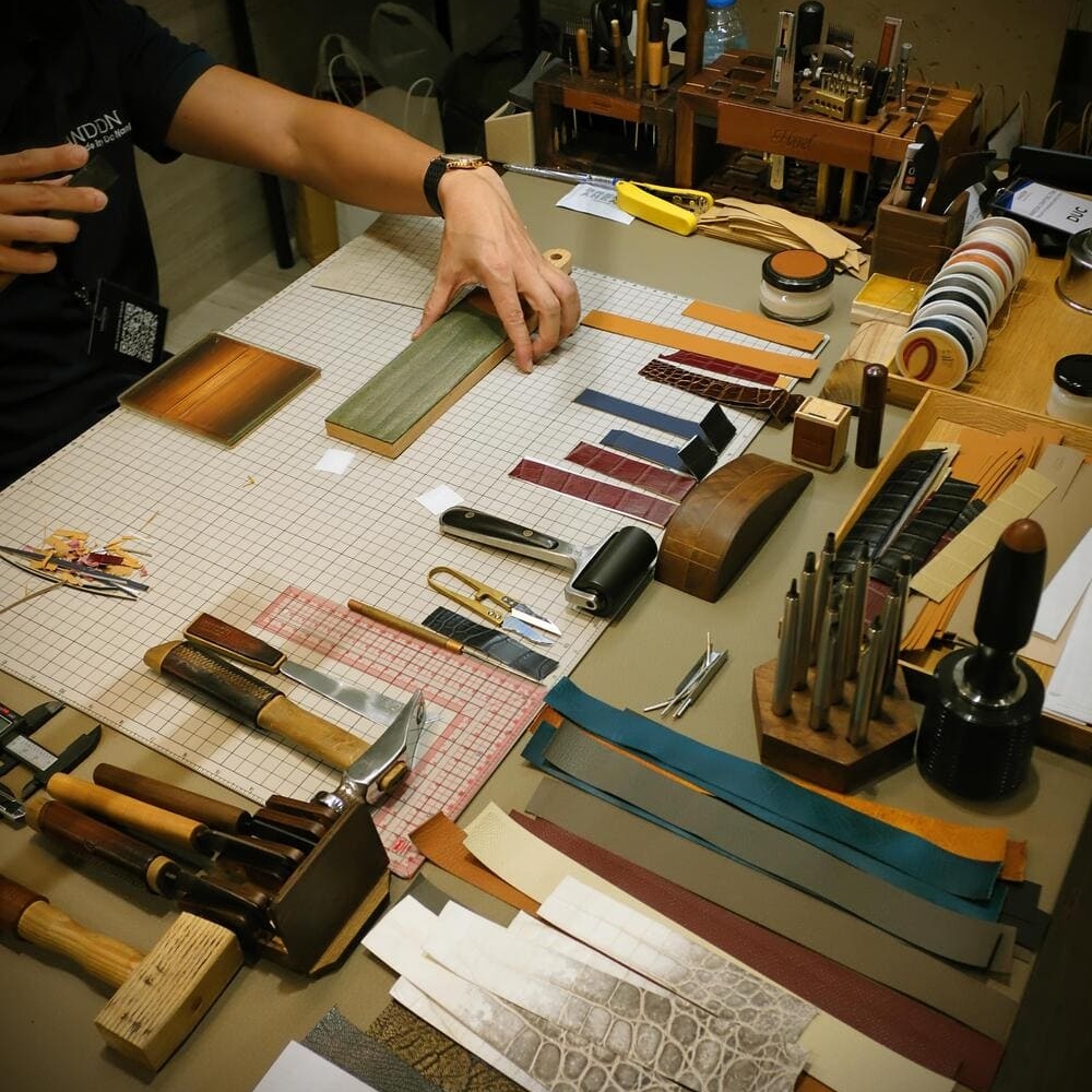 HANDDN - Design order bespoke leather watch strap