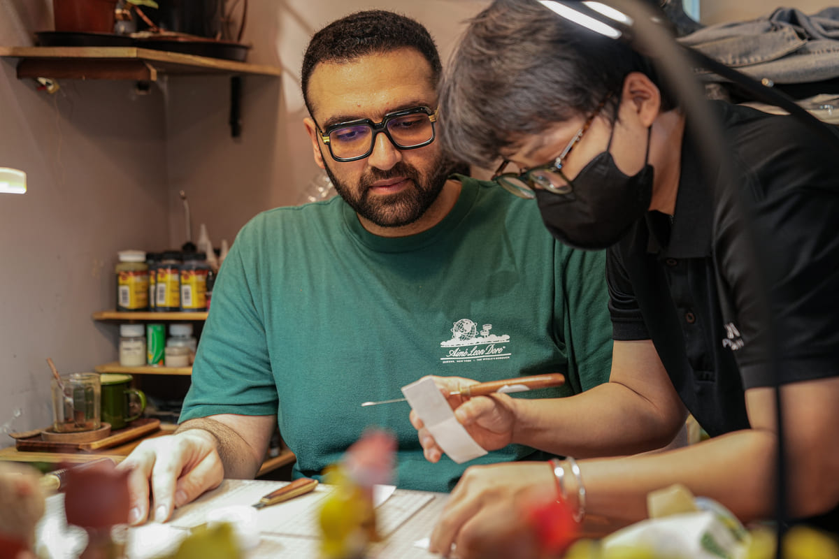 Bespoke clients visit and experience the HANDDN workshop.