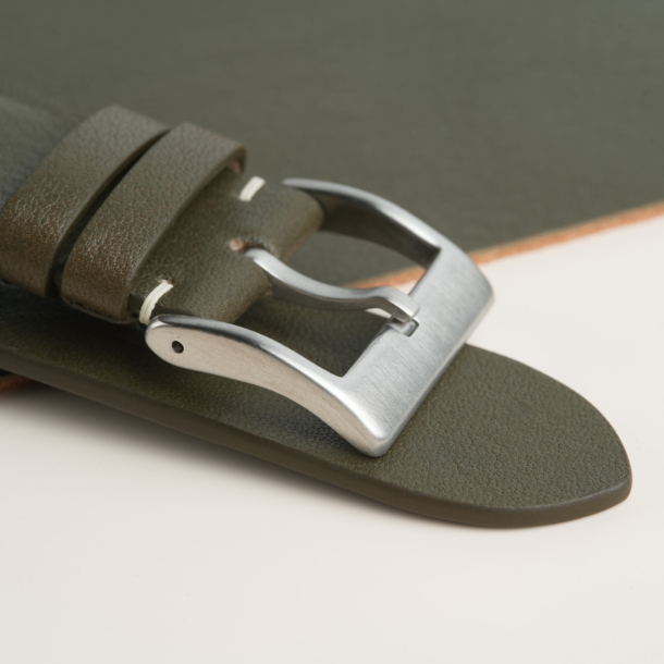 Padded Olive Vachetta Lining Black Swift Leather Fixed Bars Watch Strap 9 Padded Olive Vachetta Lining Black Swift Leather Fixed Bars Watch Strap