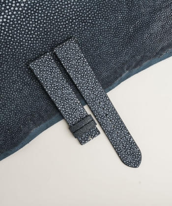 Black Stingray Lining Black Rubber Watch Strap