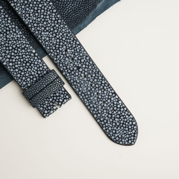 Black Stingray Lining Black Rubber Watch Strap