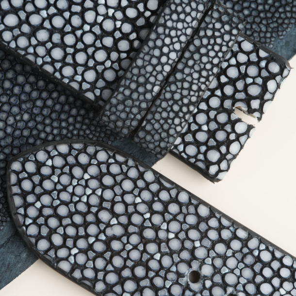 Black Stingray Lining Black Rubber Watch Strap