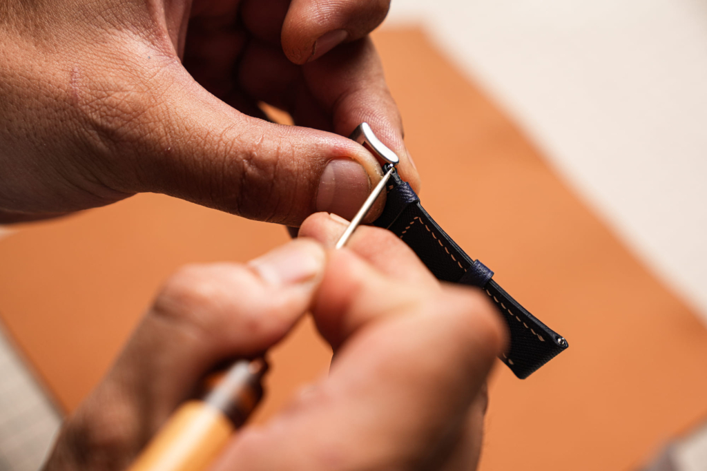 Steps to making a leather watch strap